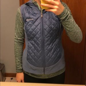 Columbia vest